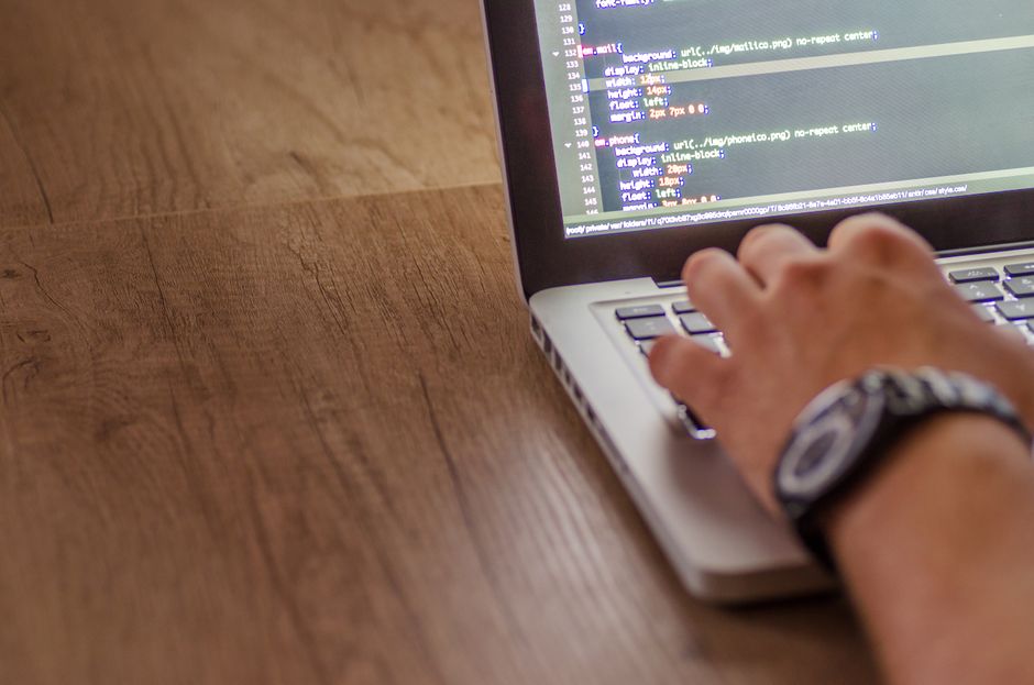 Webエンジニアを目指して学習する20代